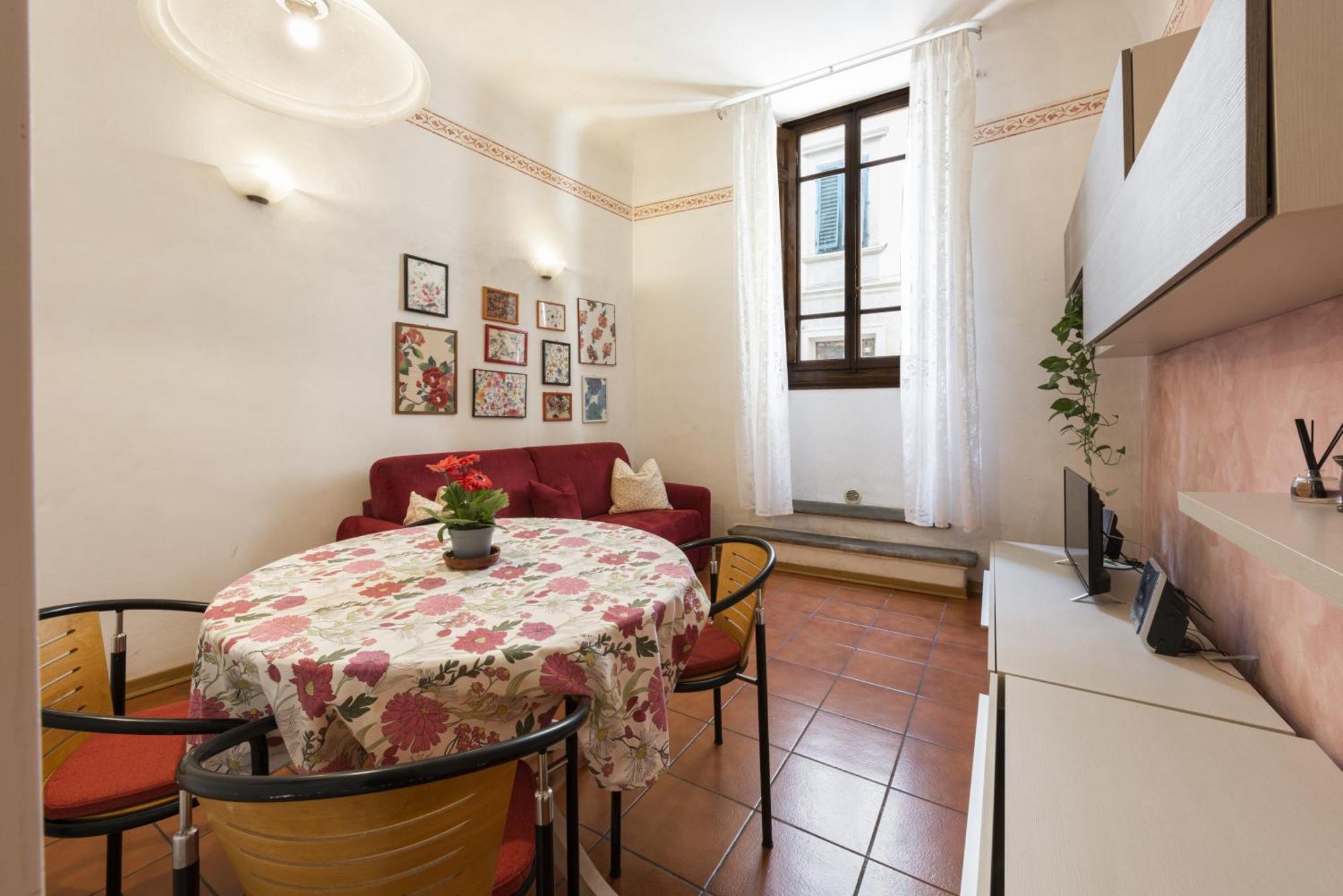 Grazioso Appartamento In Oltrarno A Firenze Luaran gambar